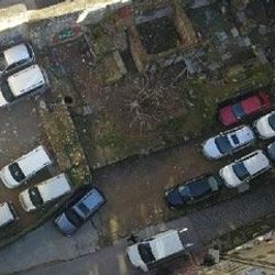 Galata'da tarihi kalıntılar otopark oldu