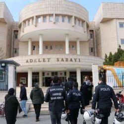 Müzik öğretmeni ve berber cinsel istismardan tutuklandı