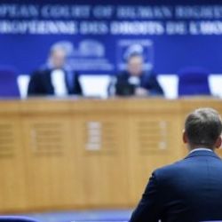 Macaristan'da aç bırakılan Afgan'a yemek verilecek