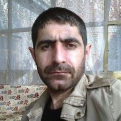 Ağrı'da bir kadın eşini satırla öldürdü