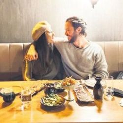 Pelin Akil ve eşi koronavirüsten korkmuyor
