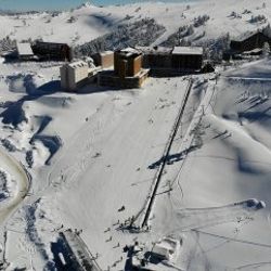 Kartalkaya'da kar kalınlığı 2 metreyi aştı