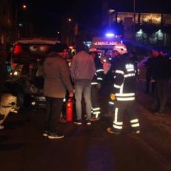Tekirdağ'da bir otomobil park halindeki araçlara çarptı