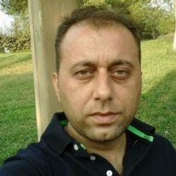 İşe giderken sokakta bıçaklanarak öldürüldü