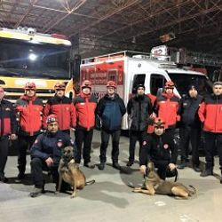İtfaiyenin kahraman köpekleri