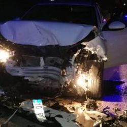 Bursa'da otomobil ile tır çarpıştı: 2 yaralı