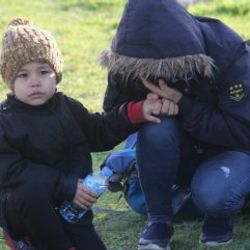 Kaçak göçmenleri Avrupa hayaliyle kandırdılar