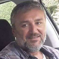 Kavgayı ayırmaya çalışırken canından oldu