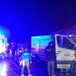 Botan Çayı'nda mahsur kalan 35 kişi kurtarıldı