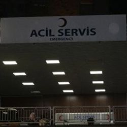 Husumetli ailelerin çağrıldığı düğünde kan aktı