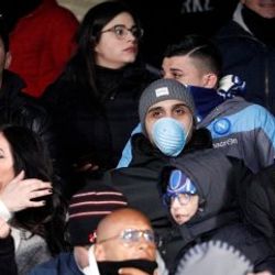 İngiltere'de toplu koronavirüs testi kararı