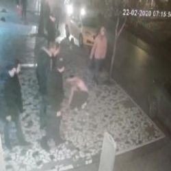 Fatih'te kadına saldıran adama vatandaşlardan dayak