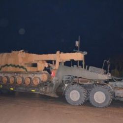 Suriye sınırına askeri araç sevkiyatı yapıldı