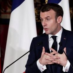 Macron: Rejimin saldırıları insani bir skandal