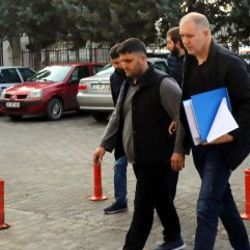 Zimmete para geçirme soruşturmasında üç şüpheli adliyede