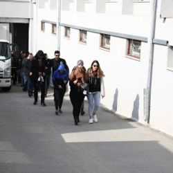 Adana'da uyuşturucu operasyonu: 20 gözaltı