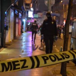 Kağıthane'de bir iş yerine silahlı saldırı: 3 yaralı