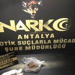 Antalya'da havalimanında uyuşturucu madde kontrolü