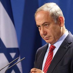 Netanyahu ile Gantz anlaştı