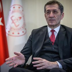 YKS ve LGS'ye öğrenciler kendi okulunda girecek