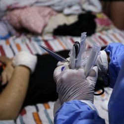 Koronavirüsten ölen hemşire sayısı en çok Brezilya'da