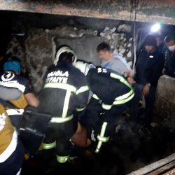 Muğla'da kendini içeri kilitleyip, evi ateşe verdi
