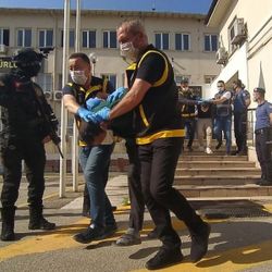 Polisi şehit edip 2 kardeşi öldüren 3 zanlı tutuklandı