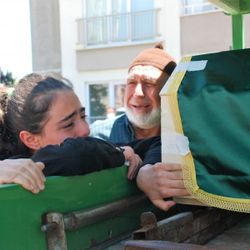 Platonik aşığı tarafından öldürülen kadın, defnedildi