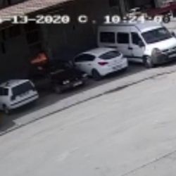 İzmir’de otomobilin LPG tankı patladı: 2 ağır yaralı