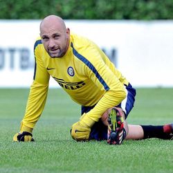 Berni yedek kulübesinde kırmızı kart gördü