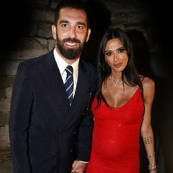Arda Turan ikinci kez baba oldu