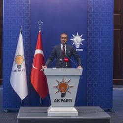 AK Parti Sözcüsü Çelik: Libya'da suç işleyen Fransa'dır