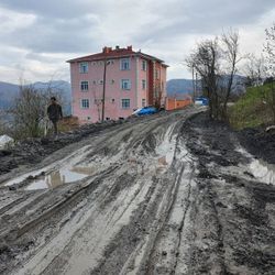 Kastamonu'da yarım asırdır yolu yapılmayan köy