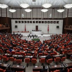 Meclis'e temmuzda ziyaretçi kabul edilmeyecek