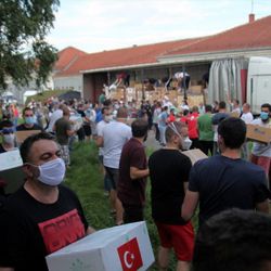 Türkiye, Sancak'a da tıbbi malzeme gönderdi
