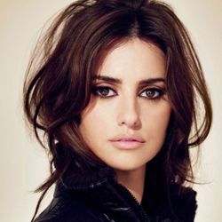 Boğa burcu kadını nasıl erkeklerden hoşlanır: Boğa kadını aşkını nasıl belli eder?