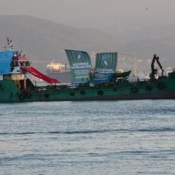 Kocaelispor'un şampiyonluğu denizde ve kentte kutlandı