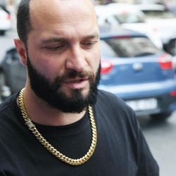 Berkay'ın 300 bin liralık kolyesi