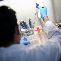 Türk bilim insanlarından koronavirüs testinde yeni sistem