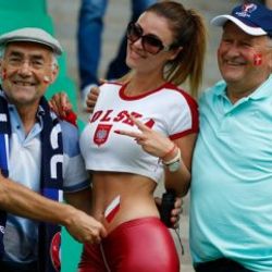 Polonya ve İsviçreli taraftarlardan büyük destek