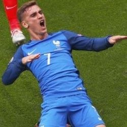 Almanya'yı yıkan Griezmann Zidane'ın rekorunu kırdı