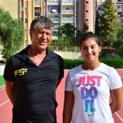 Avrupa'dan Türk antrenöre hizmet ödülü