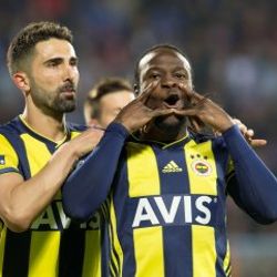 Fenerbahçe, Erzurumspor'u ateşe attı