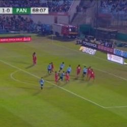Suarez'den Panama'ya nefis frikik golü