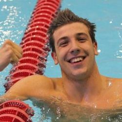 Milli yüzücü Emre Sakçı olimpiyat yolunda