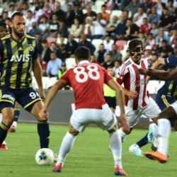 Fenerbahçe'de gündem ön libero