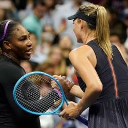Serena Williams ve Federer ikinci tura yükseldi