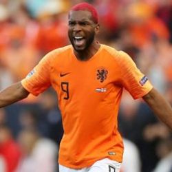 Babel: Van Persie ve Sneijder çok egoluydu