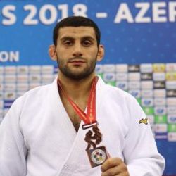 Vedat Albayrak'tan gümüş madalya