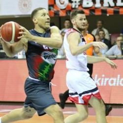 Pınar Karşıyaka Avrupa Kupası'nda Phoenix Brüksel'i yendi